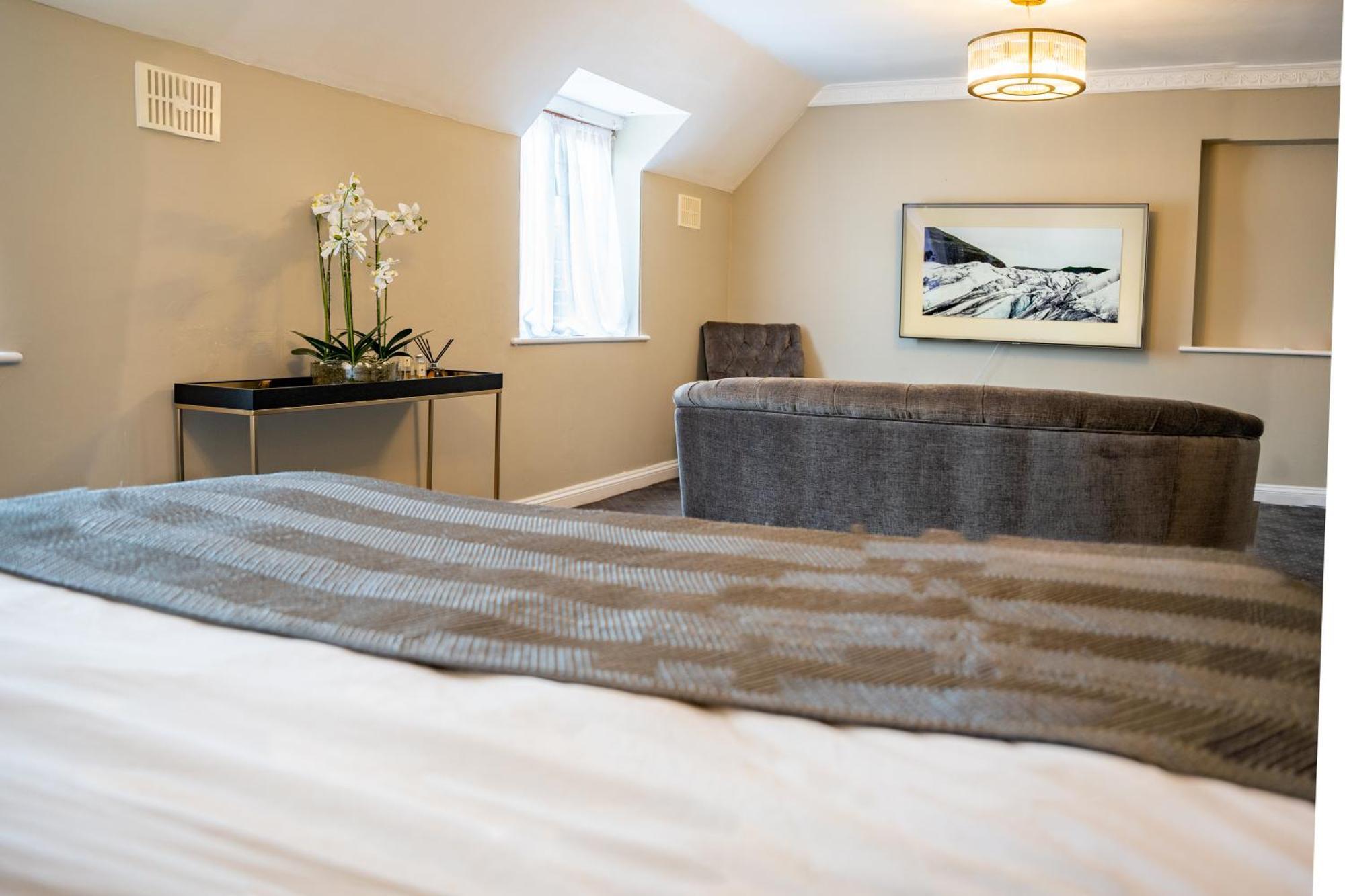 The Pear Tree Inn & Country Hotel Hindlip 외부 사진