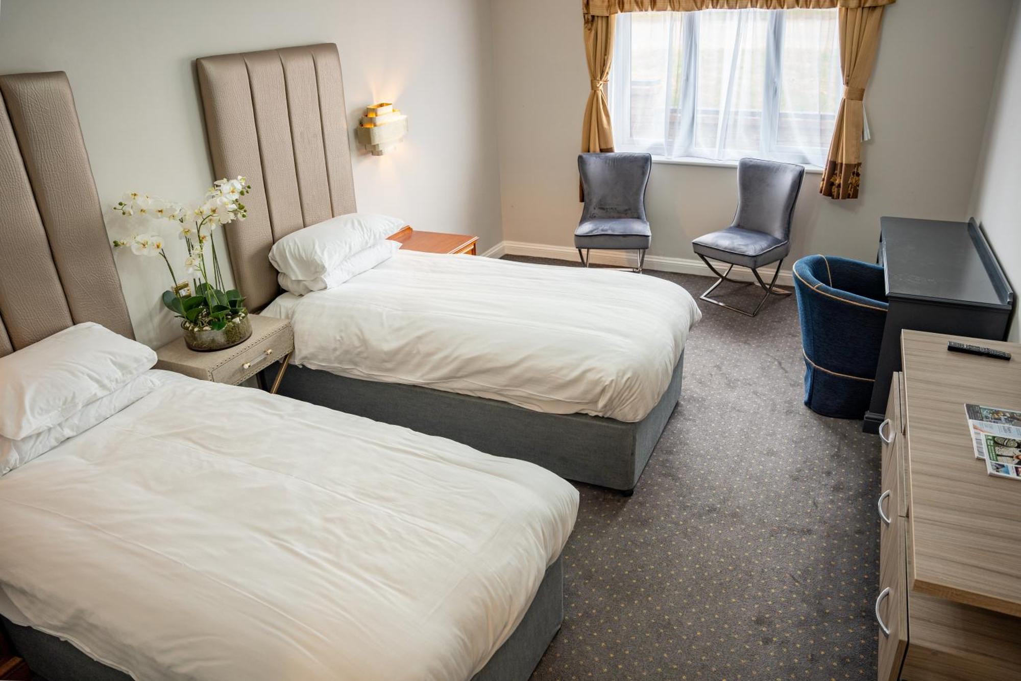 The Pear Tree Inn & Country Hotel Hindlip 외부 사진