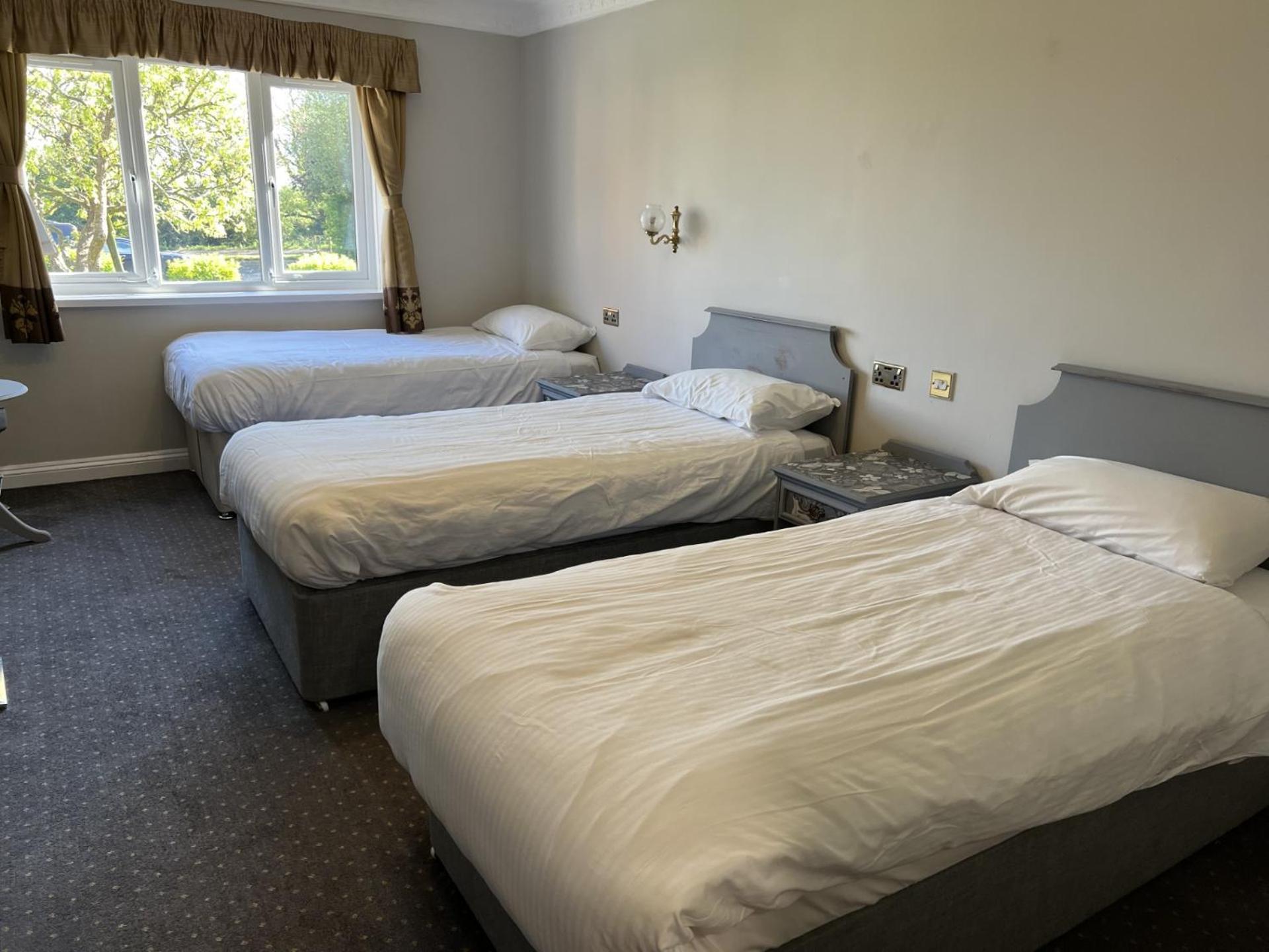 The Pear Tree Inn & Country Hotel Hindlip 외부 사진