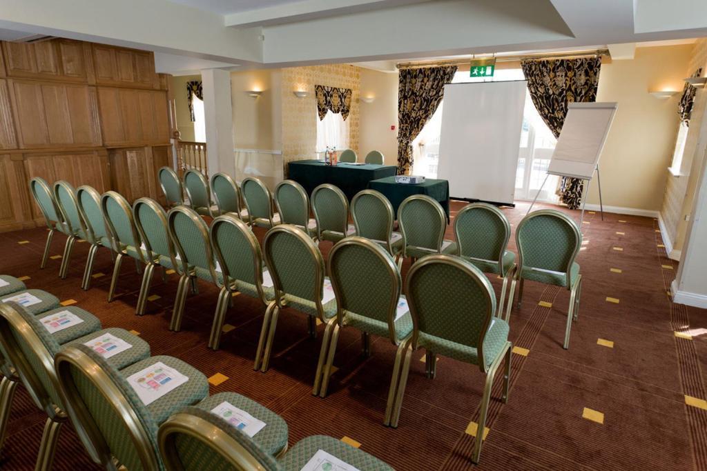 The Pear Tree Inn & Country Hotel Hindlip 외부 사진