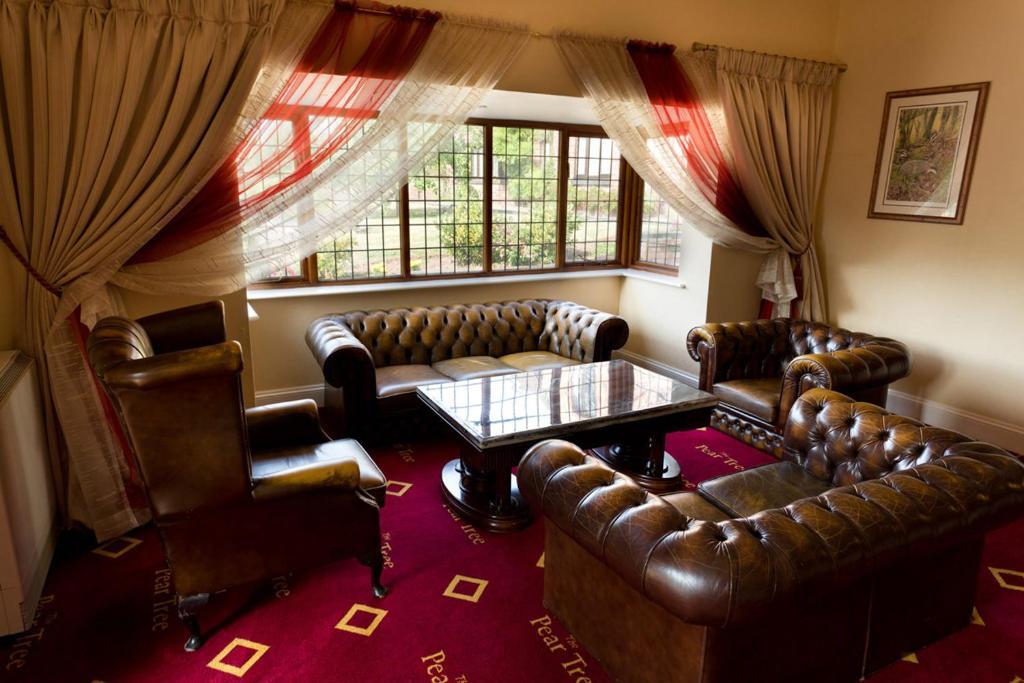The Pear Tree Inn & Country Hotel Hindlip 외부 사진